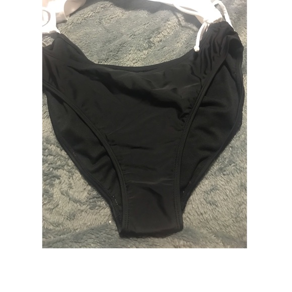 💜No boundaries 2 Piece swimsuit set - Picture 3 of 8